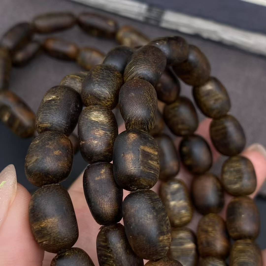 Purple Kynam Scar-leaving random-shaped Bracelet