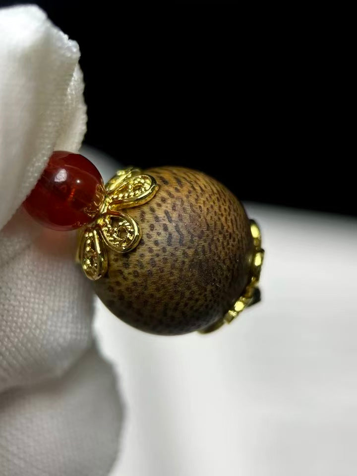 High oil Kynam Oud bead pendant 12mm