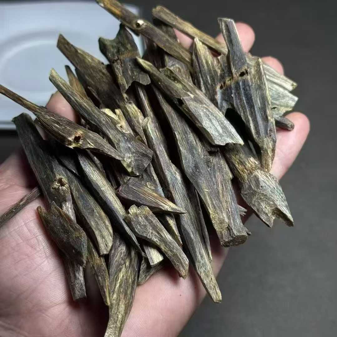 High oil Jinsha Ye kynam Agarwood Heartwood material 100g