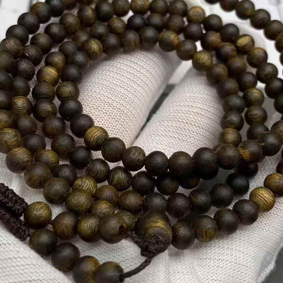 Purple Kynam Agarwood multi-loop bracelet 0.5 * 138 beads 9.9 points submerged