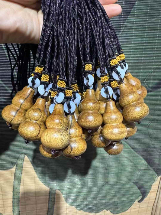 Trendy Agarwood chenxiang Cinnabar Gourd Pendant,handicraft
