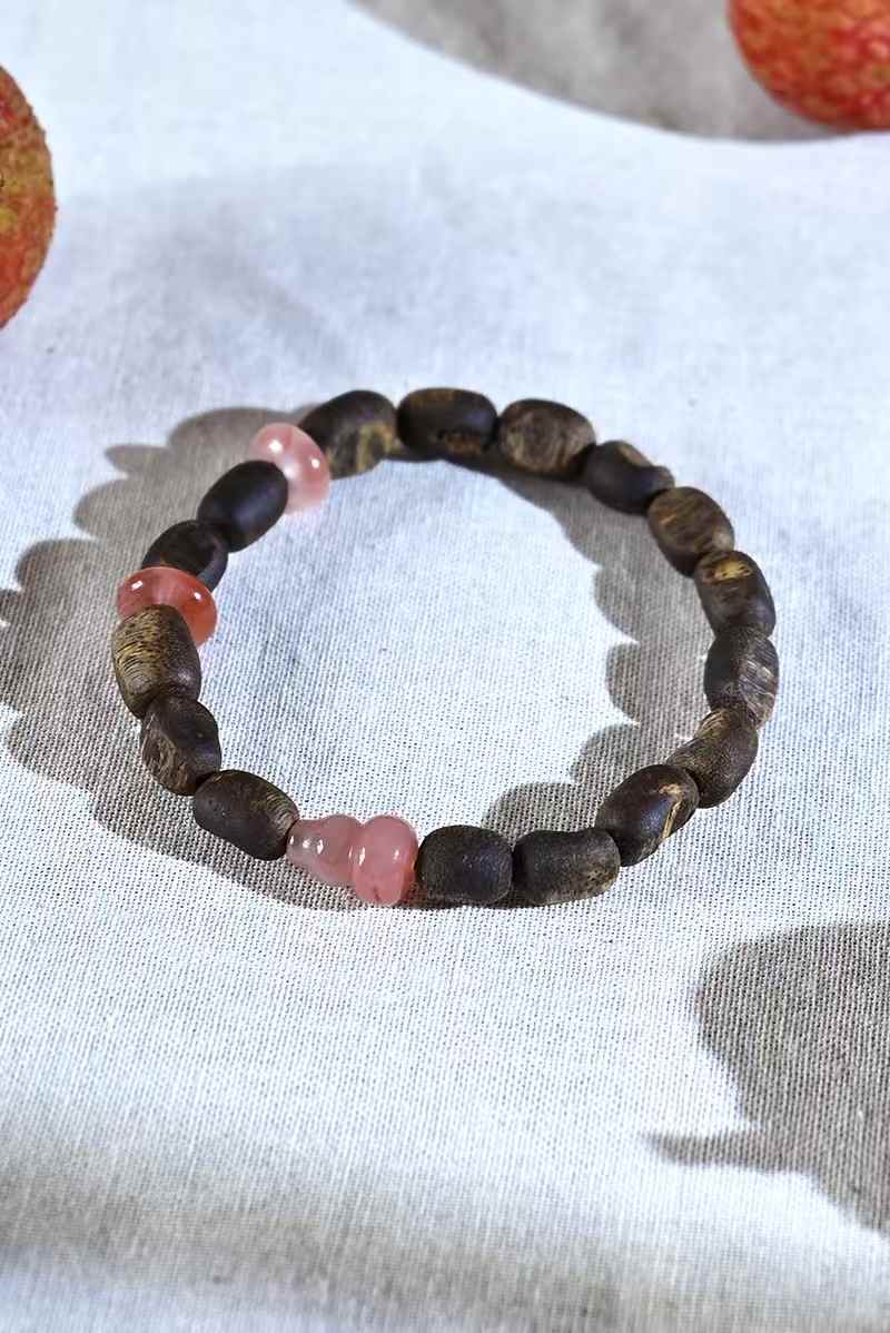 Women's beautiful sinking water green Qinan scar-leaving beads with Nanjiang red agate bracelet 7g dreamcrystal.sg