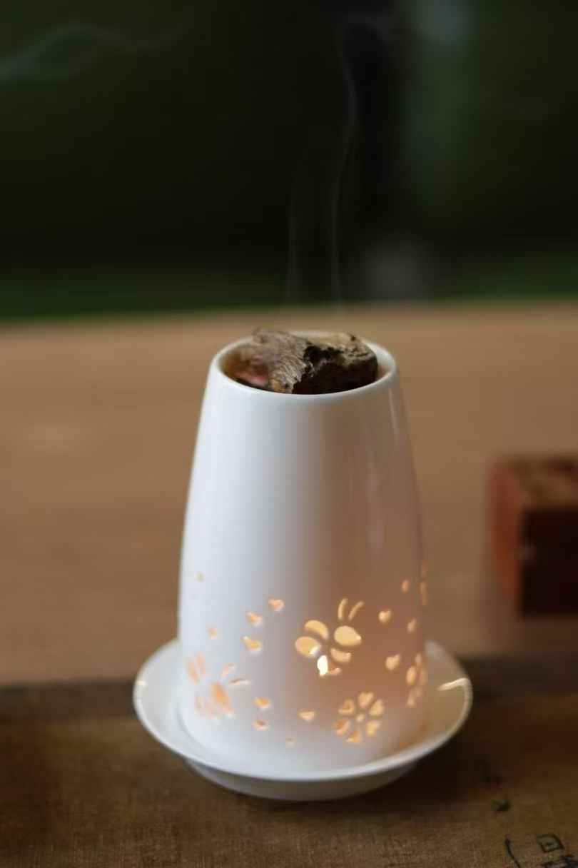 High-end Agarwood chenxiang sinking water grade tree ding material incense, refreshing and cool scent 1kg