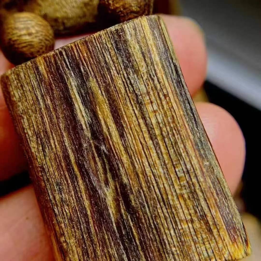 White Kynam Agarwood Double-row bracelet