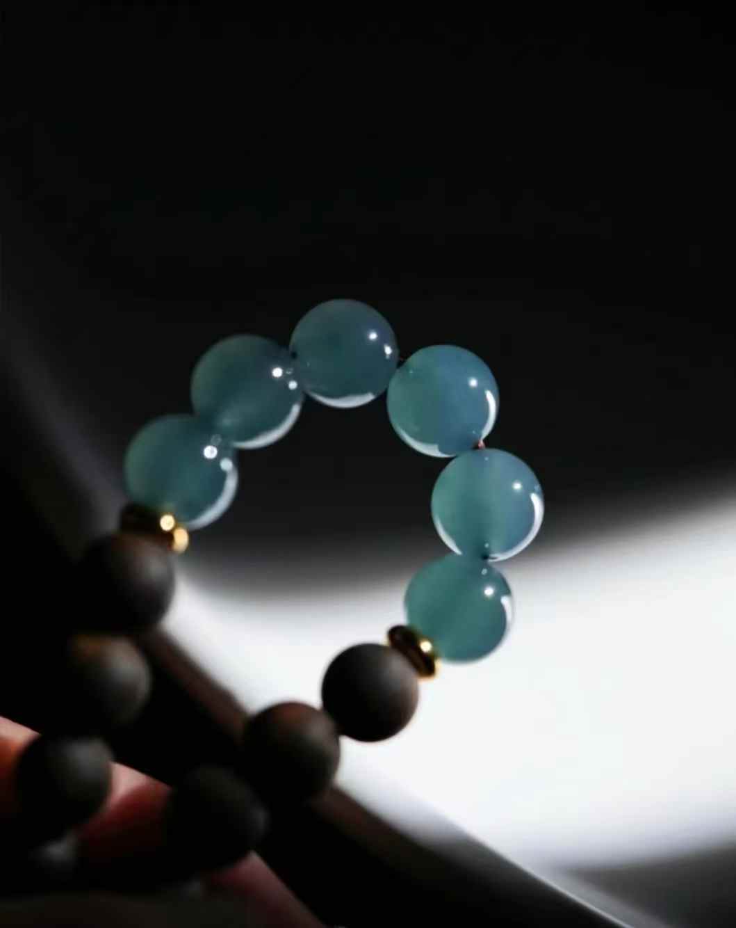 Natural Kynam Agarwood paired with blue water jade single-ring bracelet