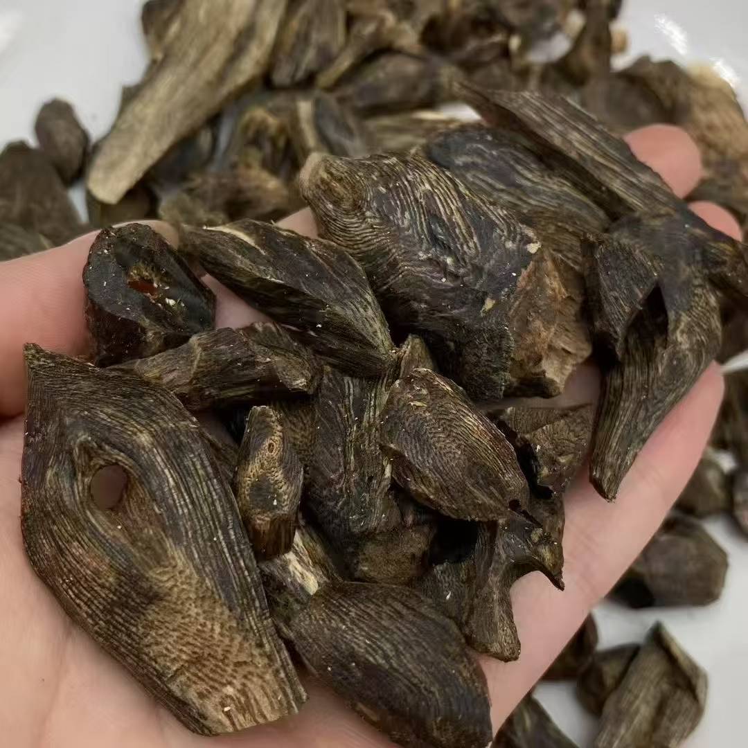 Natural high-oil kynam Oud submerged level Baotou raw materials