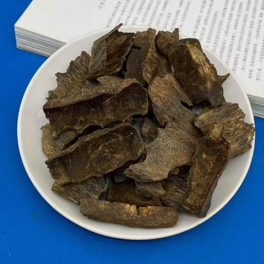 9.9 points underwater grade large chunk of pure oil green kynam Agarwood shell materials 100g