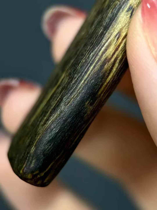 High-oil Agarwood Sarira Pendant
