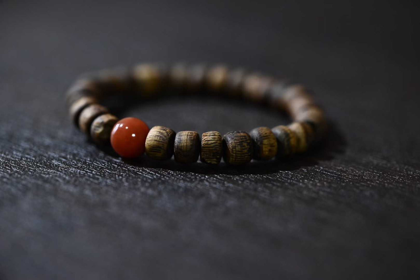 Kynam Agarwood Red Agate DIY design Bracelet 6g+