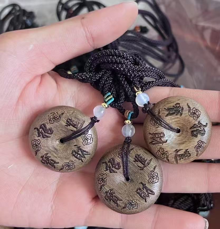 Agarwood Ping an button pendant Additional inscription lettering ancient-style elegant pendant