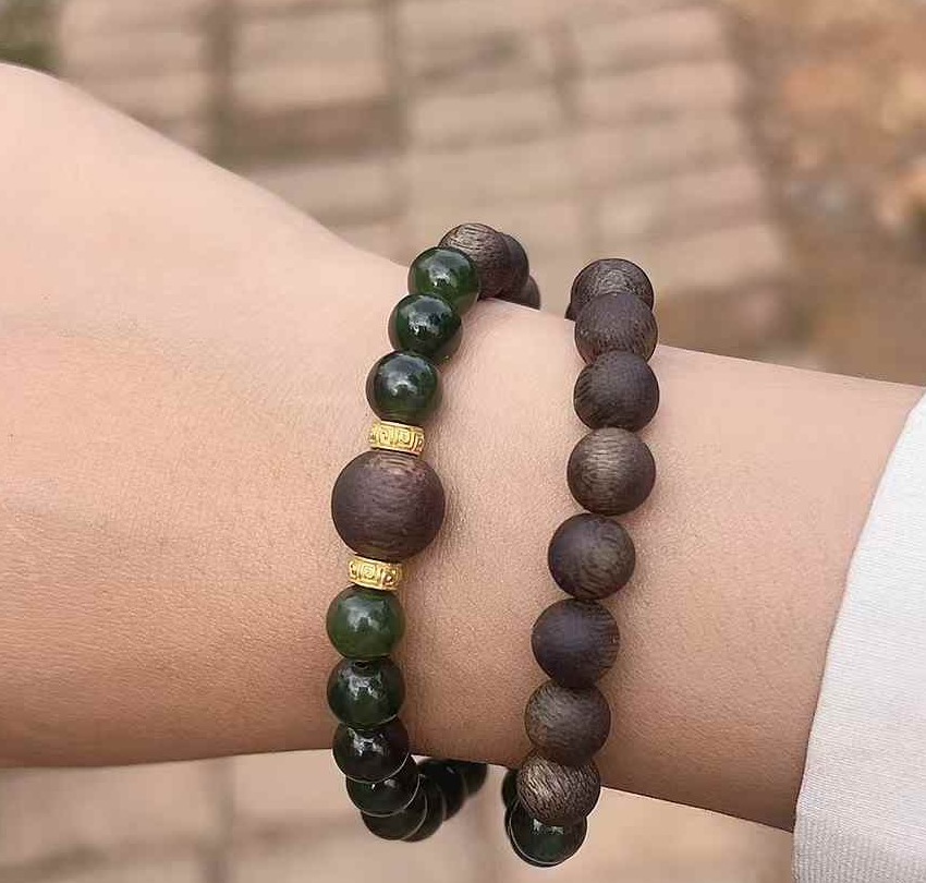 Natural Agarwood Green Jadeite DIY Multi-loop Bracelet
