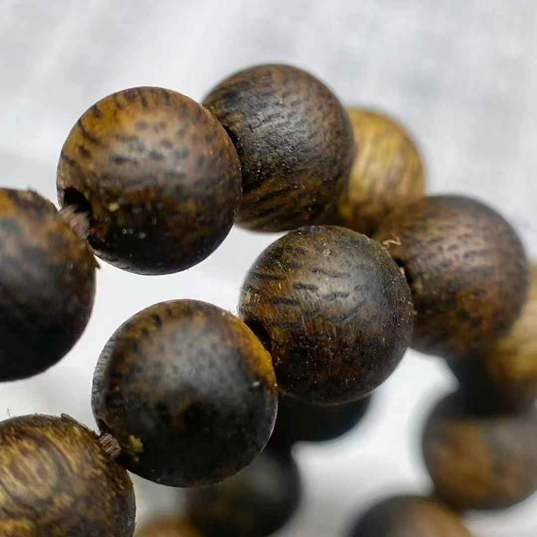 Purple Kynam Agarwood multi-loop bracelet 0.5 * 138 beads 9.9 points submerged