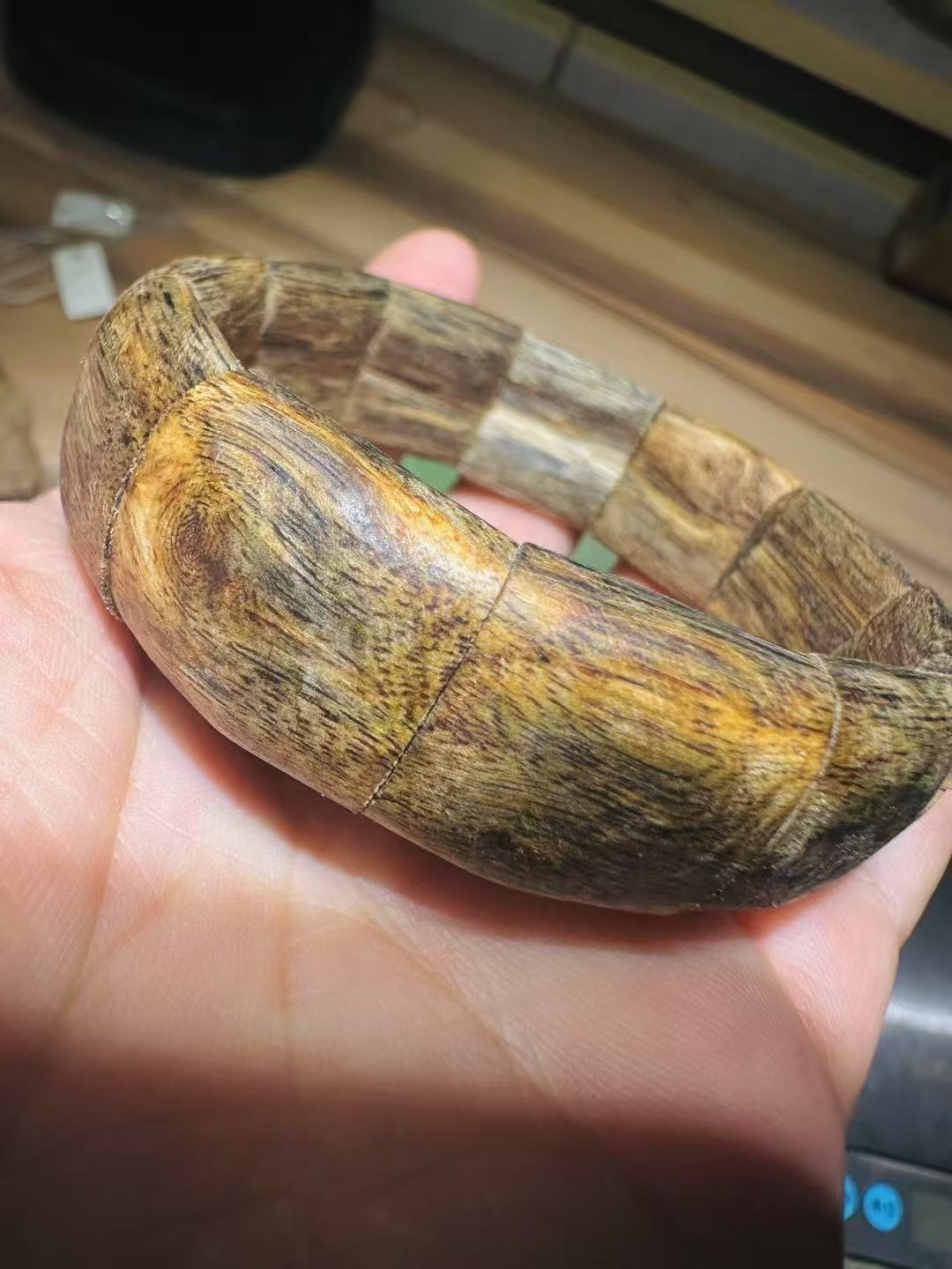 Natural agar wood chenxiang men's and women's bracelet,bestseller of 2025