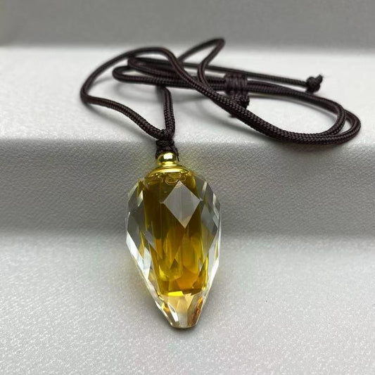 Natural Kynam essential oil  100% pure 1.8g crystal pendant - wearable and portable